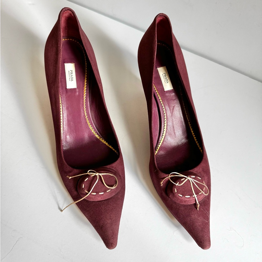 PRADA vintage 90s Purple Suede Kitten Heels, Pointed toe
